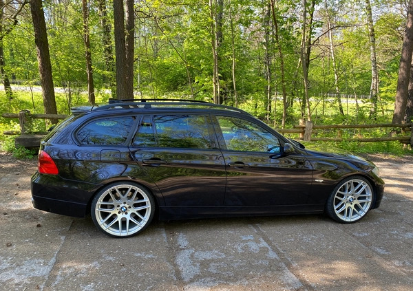 BMW Seria 3 cena 52000 przebieg: 357700, rok produkcji 2007 z Ząbki małe 704